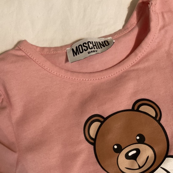 Moschino baby 6-9 month romper - Picture 4 of 4